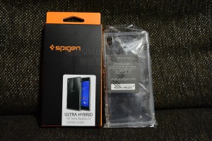 Spigen Xperia Z3ケース内容物