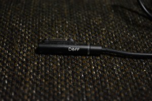 Xperia用マグネット充電ケーブルLED発光部