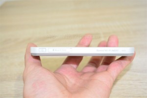 W01本体側面写真2