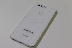 honor8本体背面_15層のマイクロパターンその2