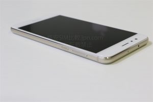 honor8_本体右側面