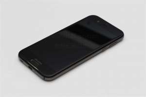 AQUOS R_本体正面写真1