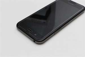 AQUOS R_強化ガラスフィルム貼り付け後の感じ3