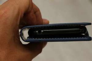AQUOS Rカバー_サイズが大きい